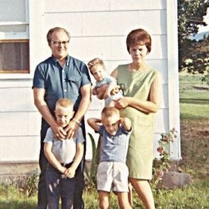 Meet your Posher, Bruce